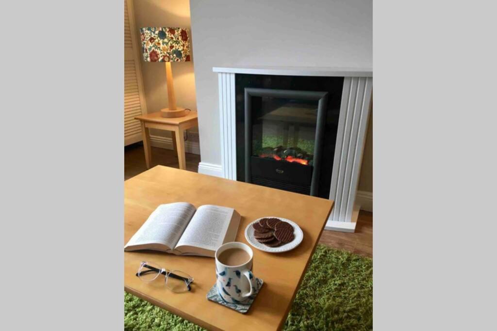 Apartamento Ocean View Penthouse, The Harbour Mill, Westport Exterior foto